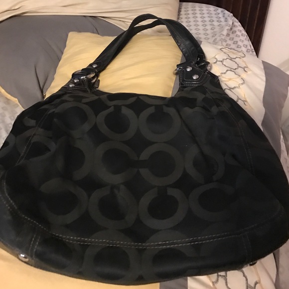 Coach purse - Picture 2 of 4