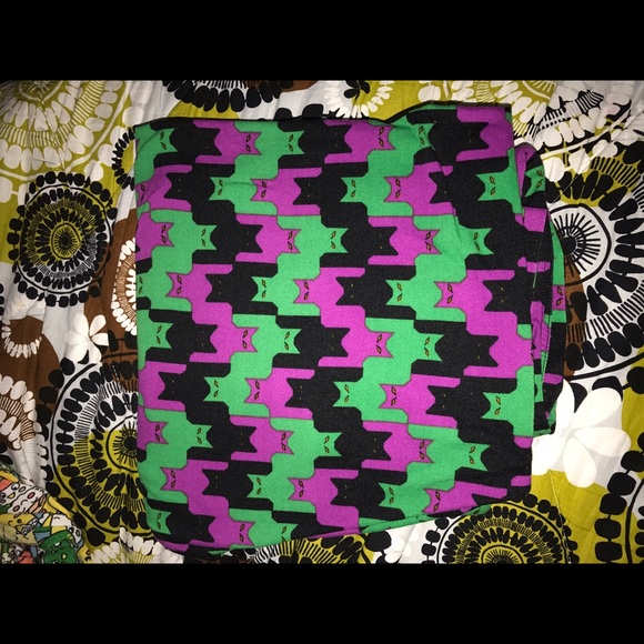 TC bat-cat LulaRoe leggings