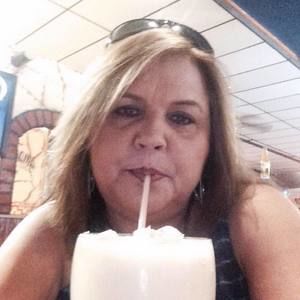 Meet your Posher, Benita