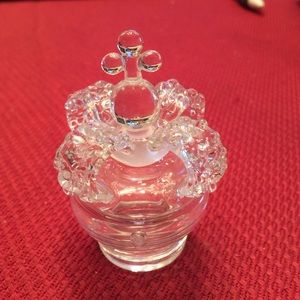 Glass perfume bottle
