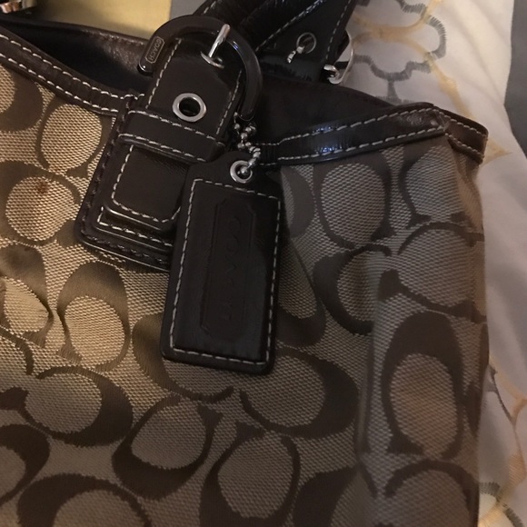 Coach purse - Picture 3 of 4
