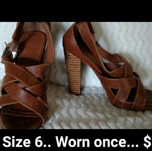 Shoes. Size 6