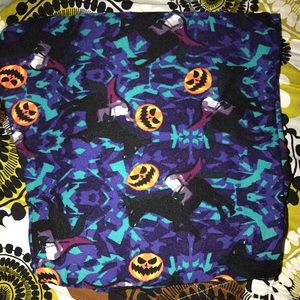 Headless Horseman TC LulaRoe leggings