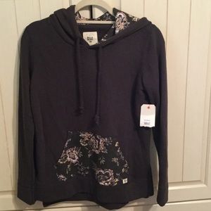 Hooded sweatshirt by billabong sz s