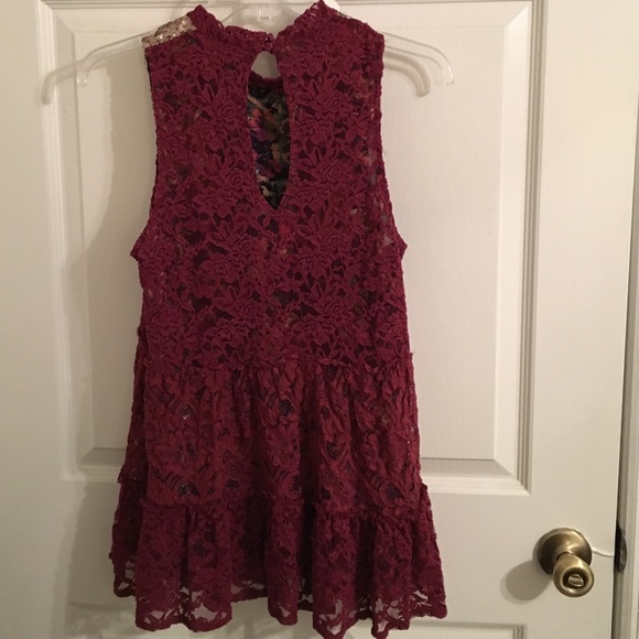 Gimmicks by Buckle lace tunic - Picture 2 of 4