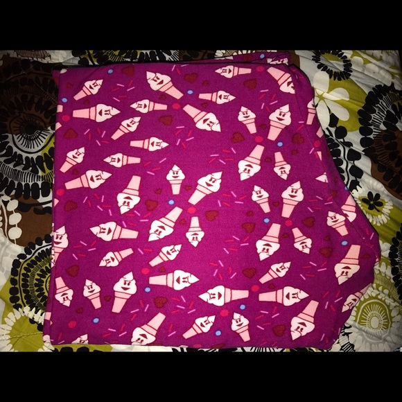 TC LulaRoe ice cream emoji leggings