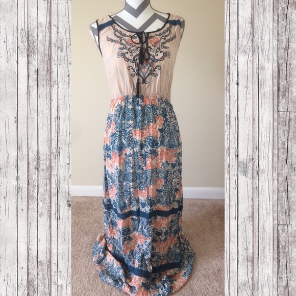 Flying Tomato Maxi Dress🍅🌬