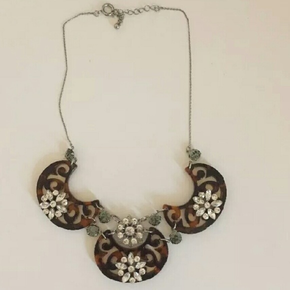 ⭐SOLD⭐🆕Anthropologie✨Emberbloom Necklace - Picture 4 of 4