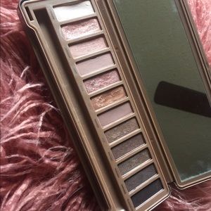 Naked3 palette by Urban Decay