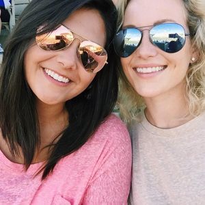 Meet your Posher, Carley