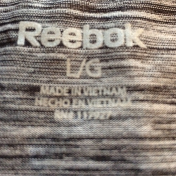 Reebok sport T - Picture 2 of 4