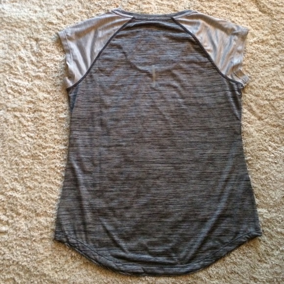 Reebok sport T - Picture 3 of 4