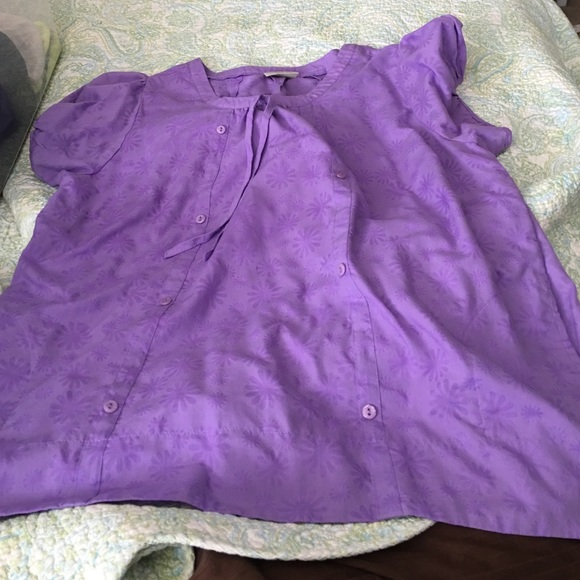 Urbane scrubs