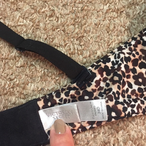 SOLD - Picture 3 of 4