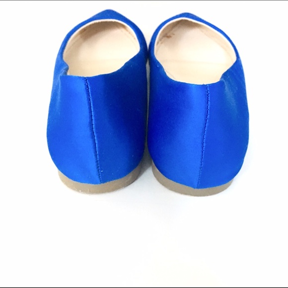 💚 SOLD! Express Satin Flats - Picture 3 of 4