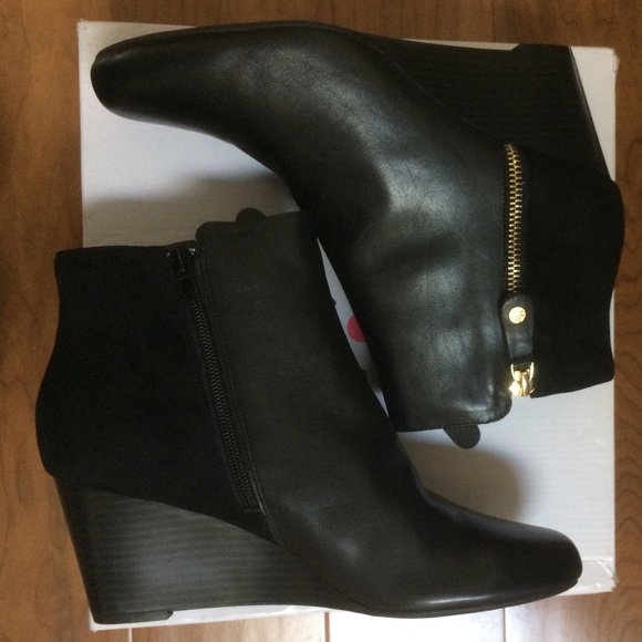 isaac mizrahi wedge boots