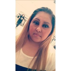 Meet your Posher, Mayra alejandra