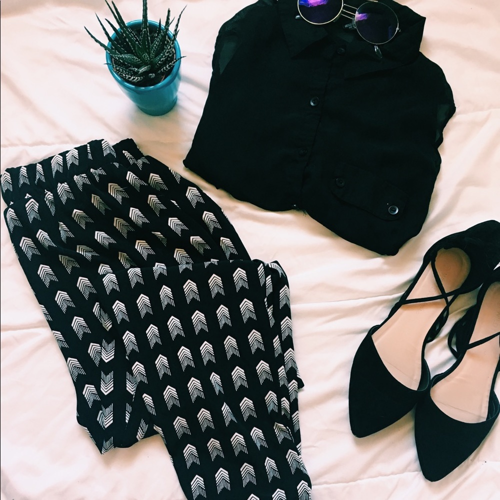 ✨ Trendy Pattern Pants ✨