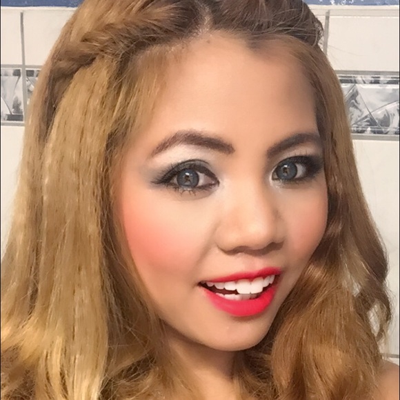 Meet your Posher, Kimmy - Picture 1 of 1