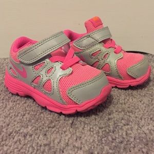 Toddler Nike shoes