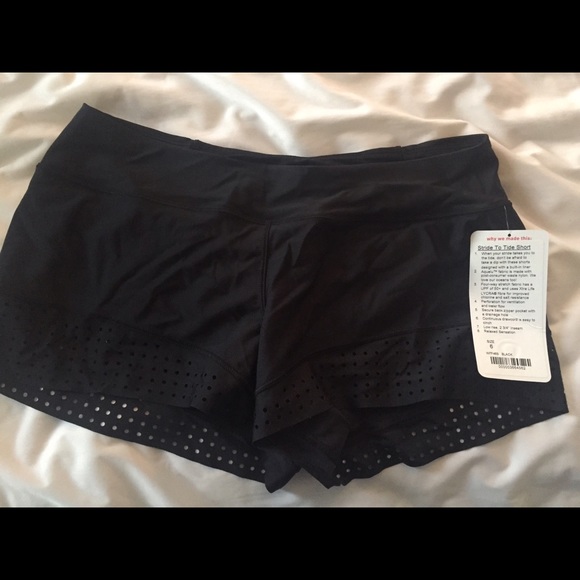 Lululemon Stride To Tide Short Size 6 NWT