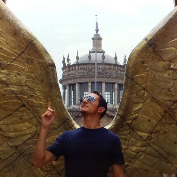Meet your Posher, Eduardo