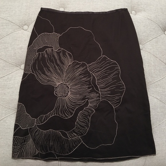 🆕 ✅ Ann Taylor Brown Floral Skirt