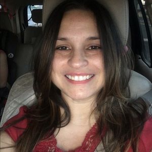 Meet your Posher, Ema