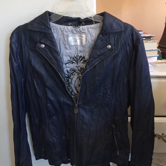 Size large Dark navy Guess leather jacket