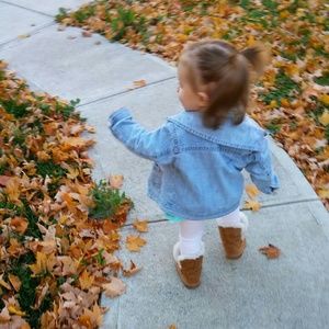 Meet your Posher, Nona