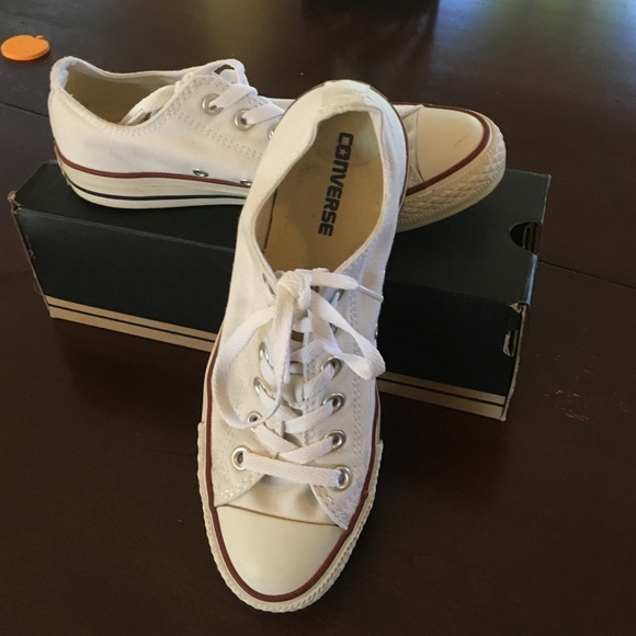White chuck Taylor converse