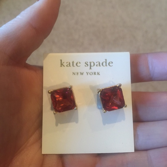 Kate Spade stud Earrings🎉Last Pair 🎉 - Picture 2 of 2