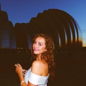 Meet your Posher, Caroline