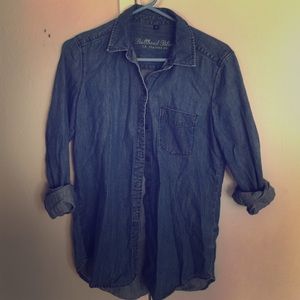 Medium denim shirt
