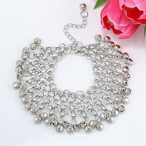 CLOSET CLOSING - Boho Anklet/Bracelet - Picture 4 of 4