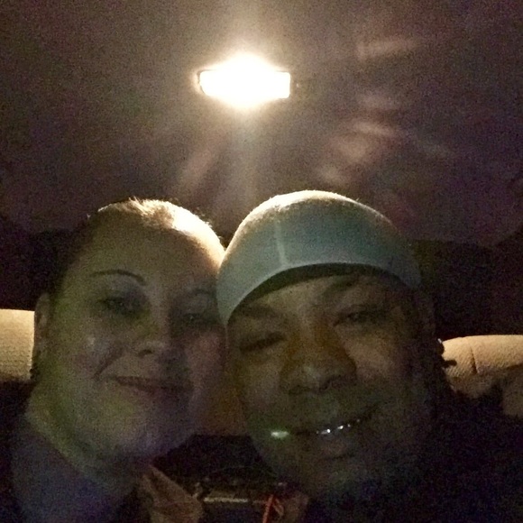 Meet your Posher, Jennifer - Picture 2 of 2