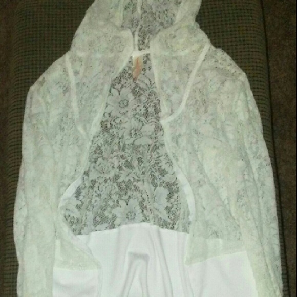 No Boundaries XL lace jacket