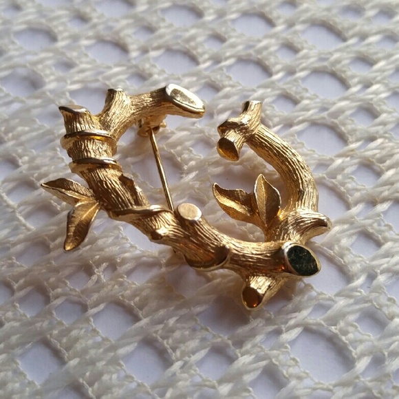 Bundled! - Picture 4 of 5