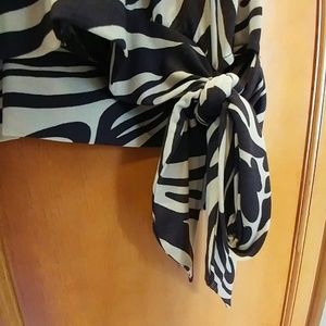 Michael Kors Tops - Michael Kors sleevless blouse Michael Kors Tops - Michael Kors sleevless blouse
