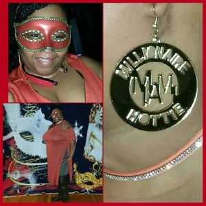 Meet your Posher, Marilyn