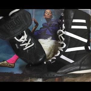 Ladies Wrestling Boots