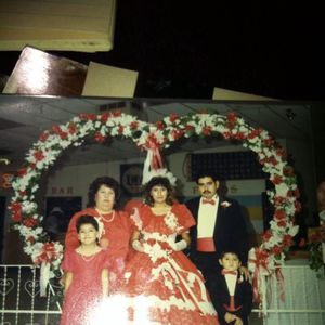 Meet your Posher, Raquel