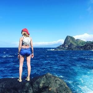 Meet your Posher, Cari