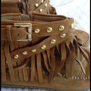 Icicle River Moccasins