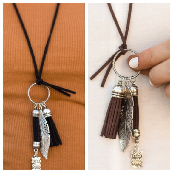 SUEDE BOHO NECKLACE WITH TASSEL FEATHER OWL - Picture 2 of 3