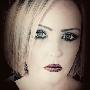 Meet your Posher, Cori