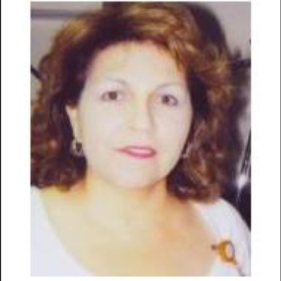 Meet your Posher, Esther - Picture 1 of 1