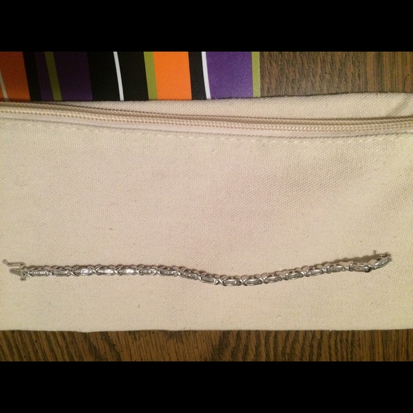 Kay White gold diamond bracelet