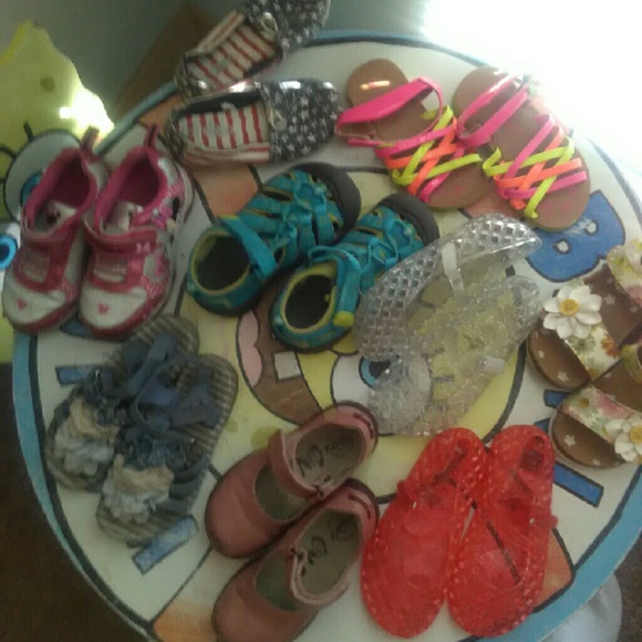 LITTLE GIRLS CLOTHES - Picture 2 of 3