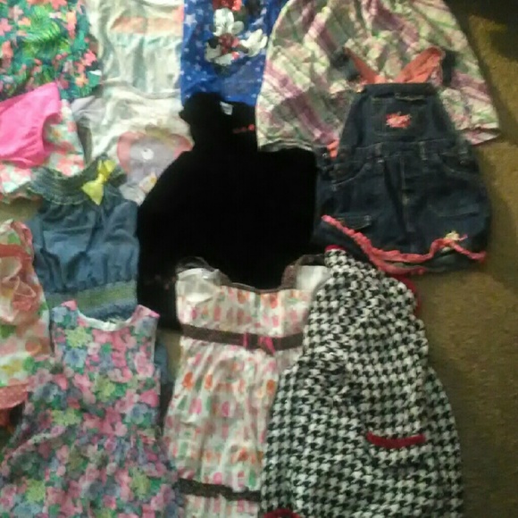 LITTLE GIRLS CLOTHES - Picture 3 of 3